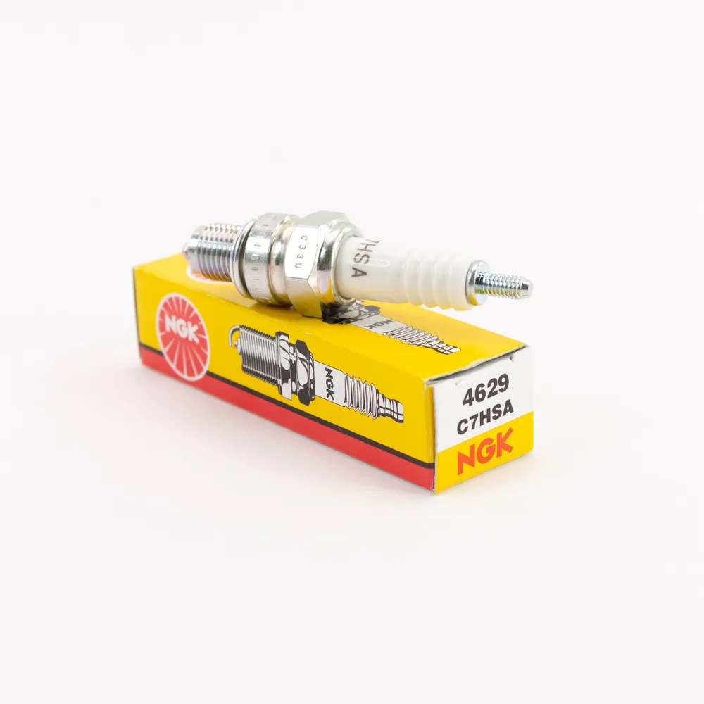 Свеча зажигания 4629 C7HSA NGK (стандарт) Свеча зажигания 4629 C7HSA NGK (стандарт)